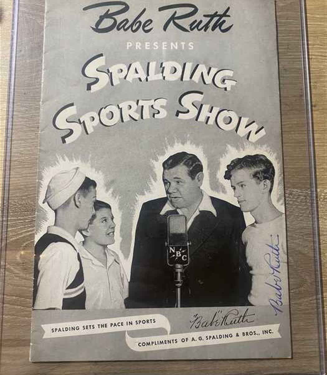 Babe Ruth Signed Program PSA/DNA AUTO 9